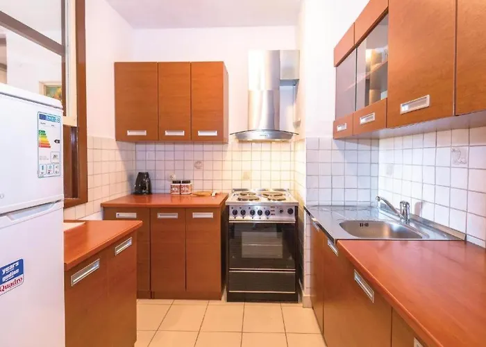 Apartment N&b *