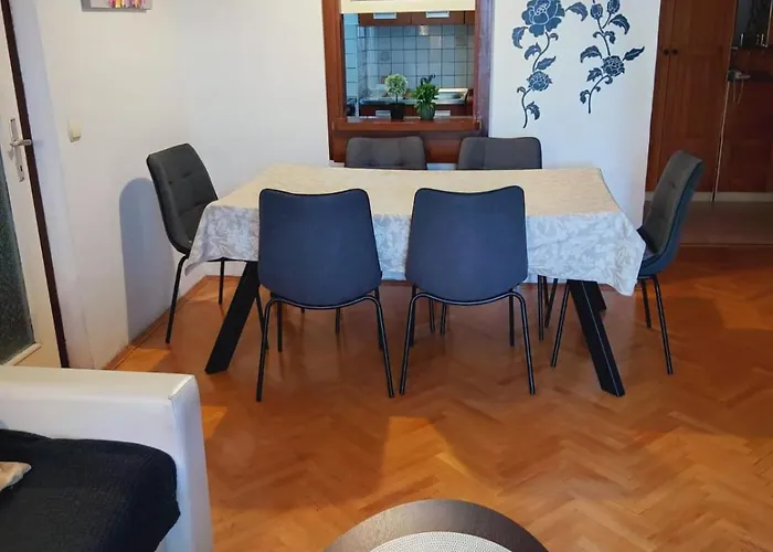 Apartment N&b *